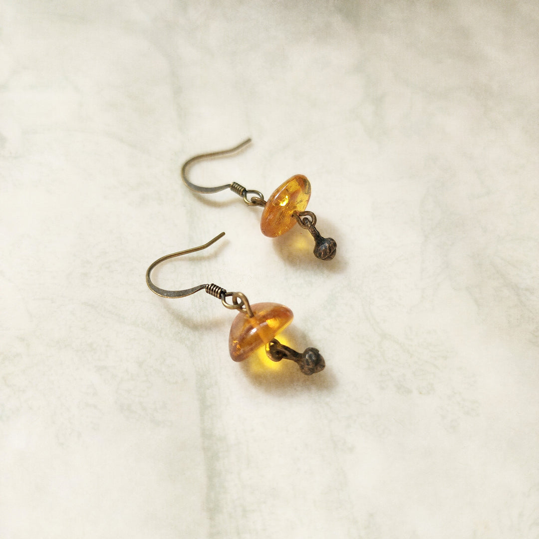 Natural amber and silver deals clover dangle earrings