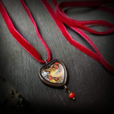 strawberry thief - pictorial heart amulet